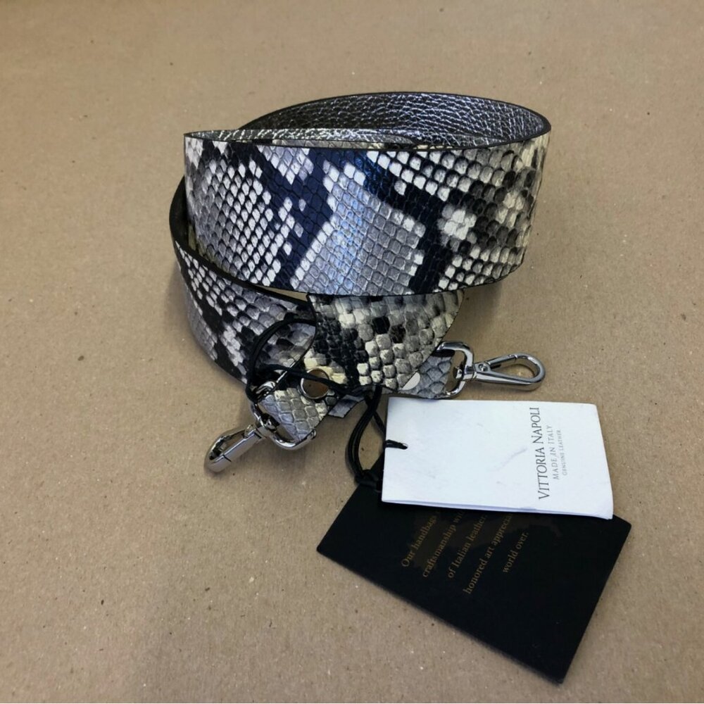 Vittoria Napoli Leather Guitar Purse Crossbody Strap